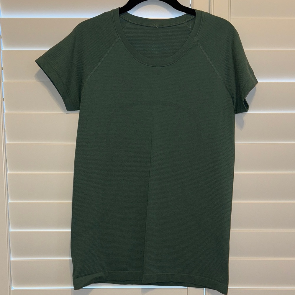 Lululemon Swiftly Tech Short Sleeve